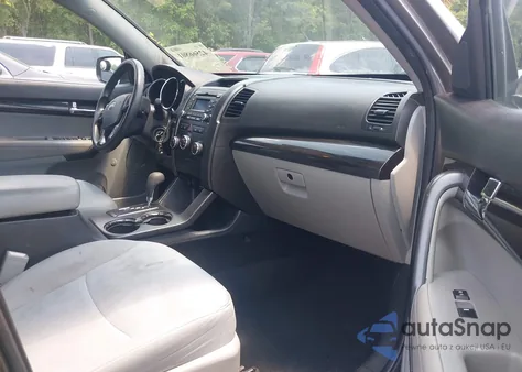 2012 Kia Sorento Lx from USA, damaged, VIN 5XYKT4A28CG259616